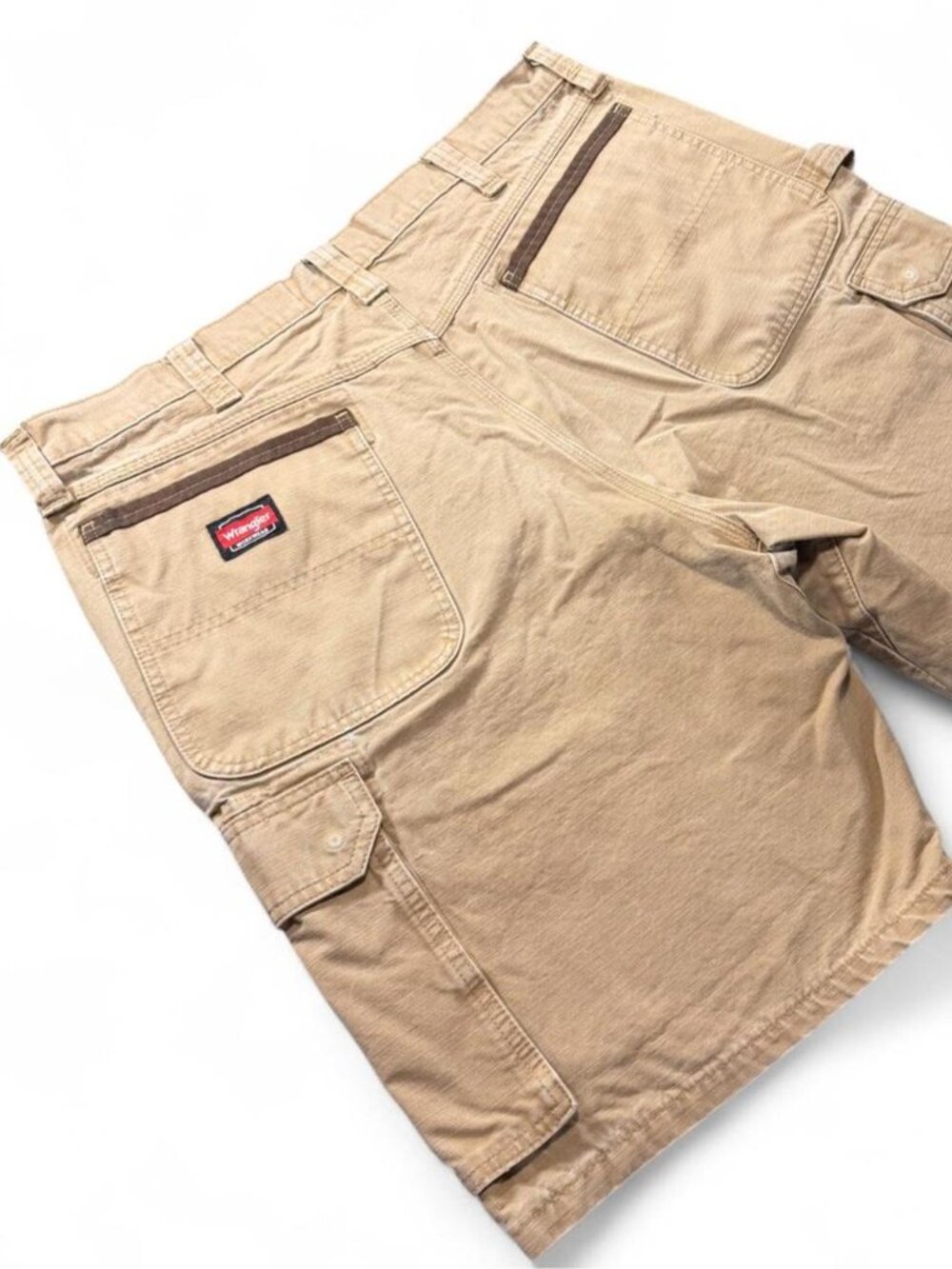 Vintage Y2K Wrangler Baggy Tan Workwear Utility Skater Cargo Shorts W38